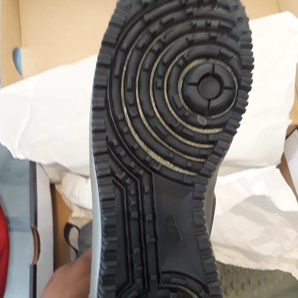 Shoes - Picture 3 of 3